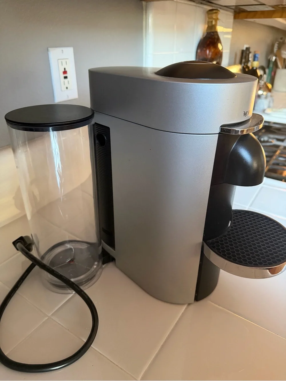 De'Longhi Nespresso VertuoPlus Deluxe Coffee and Espresso Machine